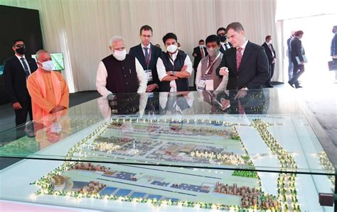 Prime Minister lays foundation stone of Noida International Greenfield ...