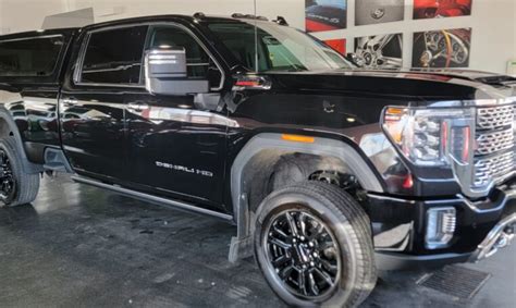 GMC Sierra 3500 Denali 4WD Crew Cab Black Diamond Edition 2021 | Forza Motorcars