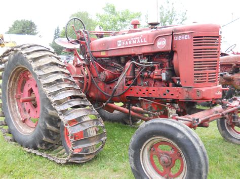 1950 McCormick Farmall Super M-D Tractor https://www.youtube.com/user/Viewwithme Antique ...