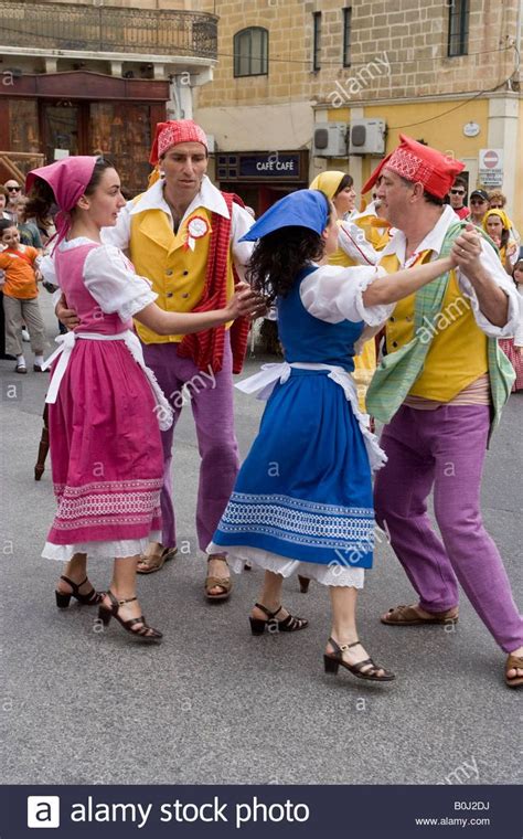 Traditional Folk Dancers Victoria Gozo Malta Stock Photo, Royalty Free Image: 17607454 - Alamy ...