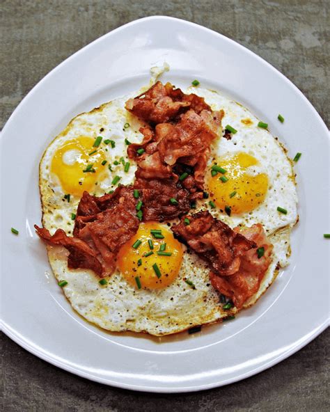 Easy Air Fryer Bacon and Eggs : Low Carb - TopAirFryerRecipes