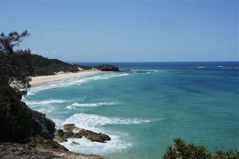 10 Best Beaches Near Brisbane | Man of Many