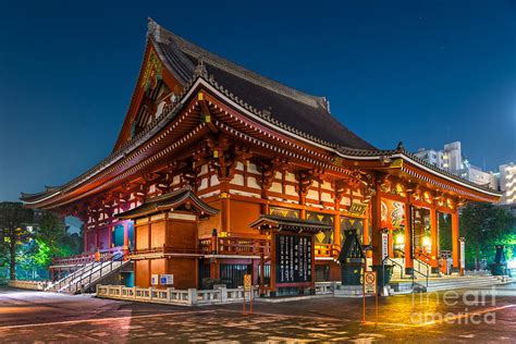 Senso-ji Temple in Asakusa - Tokyo - Japan #1 Photograph by Luciano ...