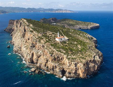 Top 7 Lighthouses | Content Pages | Vladi-Private-Islands - Islands for ...