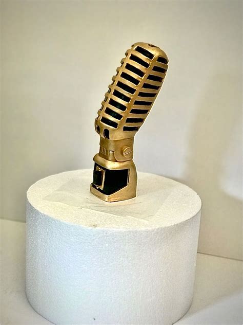 Microphone cake topper