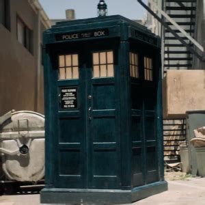 11Th Doctor Tardis Exterior