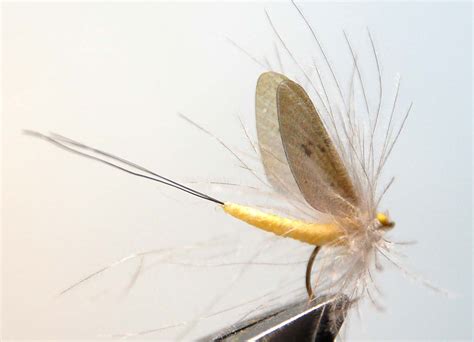 How to Tie Realistic Mayfly - FrostyFly