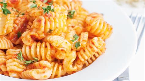 Here's What You Can Make With Radiatori Pasta