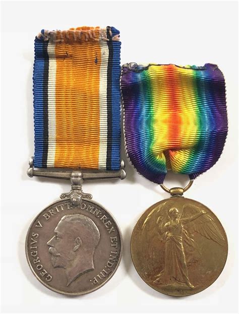 WW1 French Red Cross British Nurse Pair of Medals.