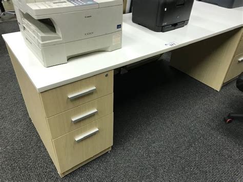 LARGE LOT OF STEELCASE OFFICE DESKS AND MISC. OFFICE FURNITURE