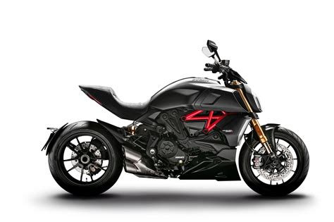 Motorrad Vergleich Ducati Diavel 1260 S 2022 vs. Ducati XDiavel S 2020