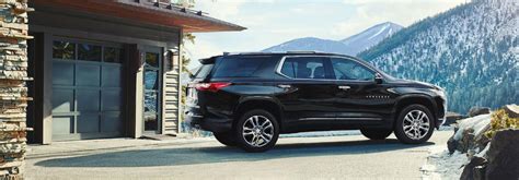 What are the Specs & Features of the 2019 Chevy Traverse?