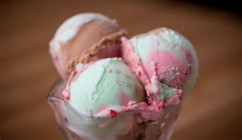 Spumoni Ice Cream – Original NY Pizza