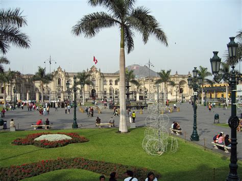 File:Peru Lima.jpg - Wikipedia