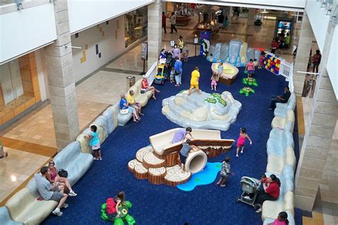 Notes from a Mom in Chapel Hill (A Guide): Triangle Town Center: Play Area