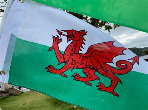 Wales Flag - Etsy