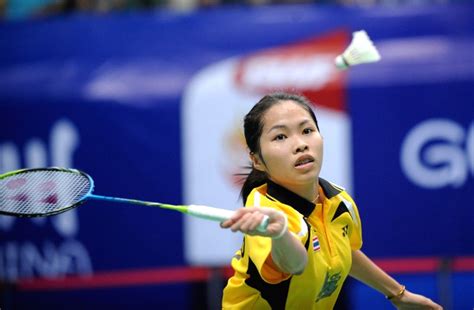 Ratchanok Intanon victory over India's Sindhu at the 2013 BWF World ...