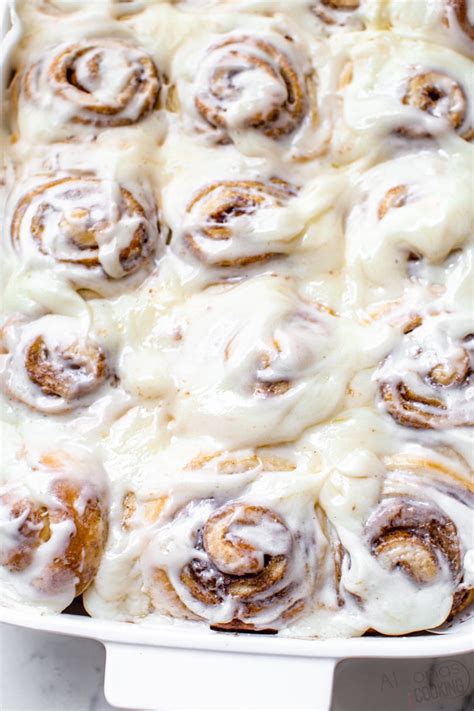 Pillsbury Cinnamon Roll Icing Copycat Recipe | Deporecipe.co