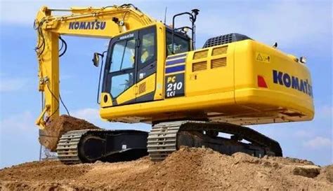 PC210 LCI Komatsu Excavator, Operating Weight: 22.120 - 23.580 kg at Rs ...