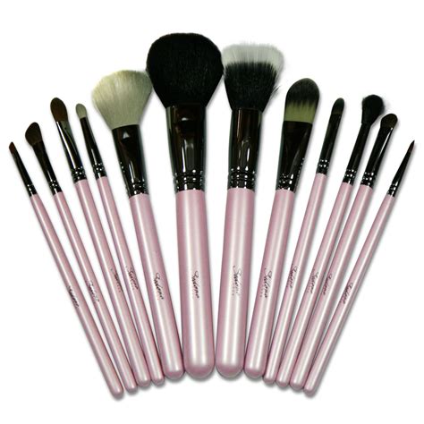 Sedona Lace Unveils Improved 12-Piece Makeup Brush Set Offering Professional Results
