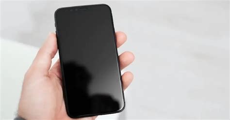 How to Fix an iPhone XR with Black Screen of Death