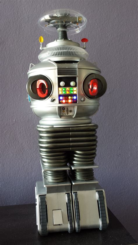 Lost In Space B-9 Robot | Lost in space, Space toys, Vintage robots