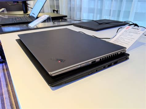 Lenovo's ThinkPad X1 Carbon, X1 Yoga slim down with 8th-gen Core chips for 2019 - PC World Australia