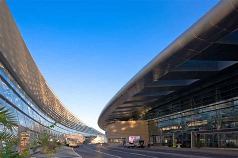 Beijing South Railway Station Building, China - e-architect