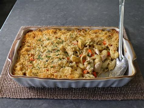 Chicken Pot Pie Pasta Bake