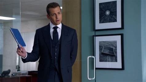 The suit Tom Ford of Harvey Spector in Suits | Spotern