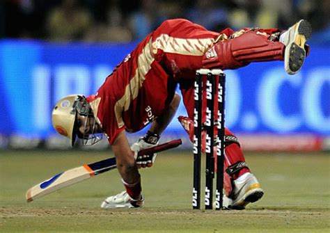 Virat Kohli plays a stylish square drive | ESPNcricinfo.com