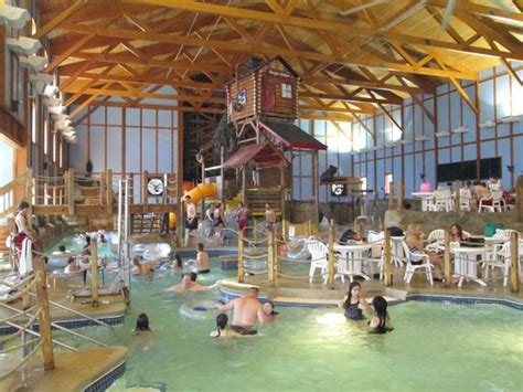 WaterPark Pic - Picture of Grizzly Jack's Grand Bear Resort, Utica - Tripadvisor