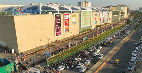 LuLu Group launches its first hypermarket, mega mall in Hyderabad