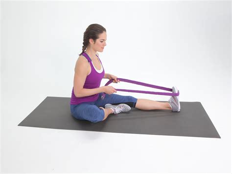 Seated Calf Stretch | 5 Ways to Stretch Your Calves (a Must For Runners and Heel-Wearers ...