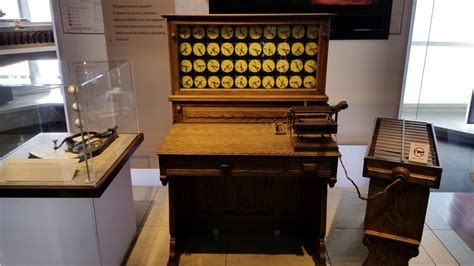 Tabulating Machine 1884 | Mesin Tabulasi Herman Hollerith (IBM ...