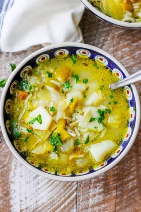 Chunky Potato Leek Soup Recipe - Eating European