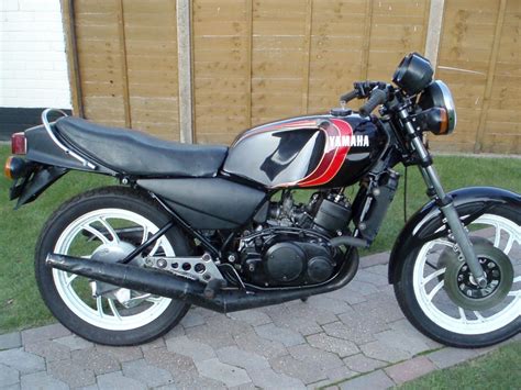 Yamaha RD350 Gallery | Classic Motorbikes