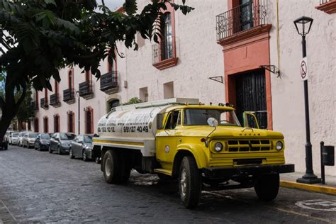 Seeing Mexico through Its Cars | Nomadic Days