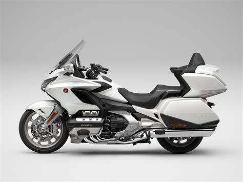 2025 Honda Goldwing Tour Dct - Janeta Aeriell