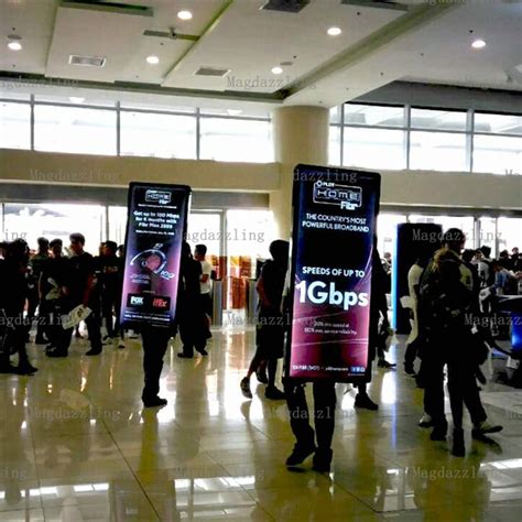 2Units LED Lit Backpack Human Billboards 63x150CM Double Sided LED Walking Advertising Display ...