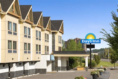 Days Inn by Wyndham Calgary Northwest | Calgary, AB Hotels