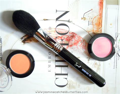 Sigma Beauty F25 Tapered Face Brush