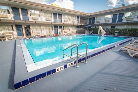 Motel 6 Kissimmee FL Orlando Kissimmee | Bookonline.com