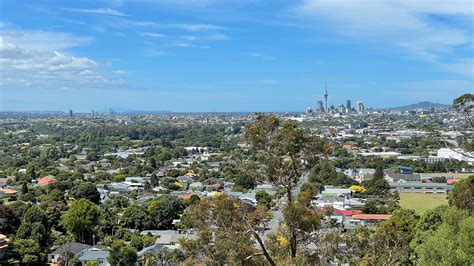 Auckland Volcanoes Provide the Best View in Auckland - Auckland Hotels