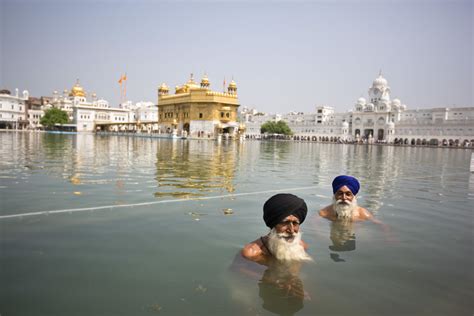 Holy Ground: Sikhs and the Golden Temple - IMB