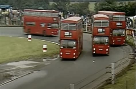 The 1980s Phenomenon Of Double-Decker Bus Racing | Londonist