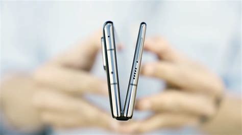 Huawei Mate X2 review: Better and refined - GadgetMatch