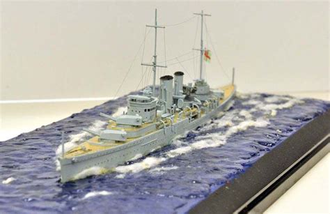 1/700 HMS Exeter (Matchbox) | Exeter, Model ships, Model kit