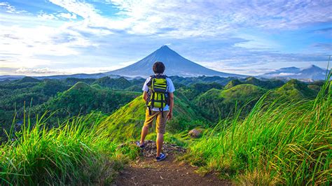 Hiking The Arenal Volcano National Park - Costa Rica Hiking Trails