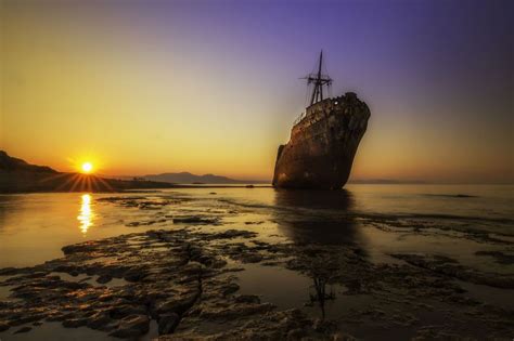 Share Your Pictures Of Stranded Ships | Sunrise, Amazing sunsets, Abandoned ships